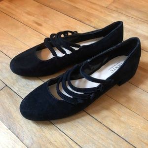 IMNYC Isaac Mizrahi Norie Black Strappy Suede Flat